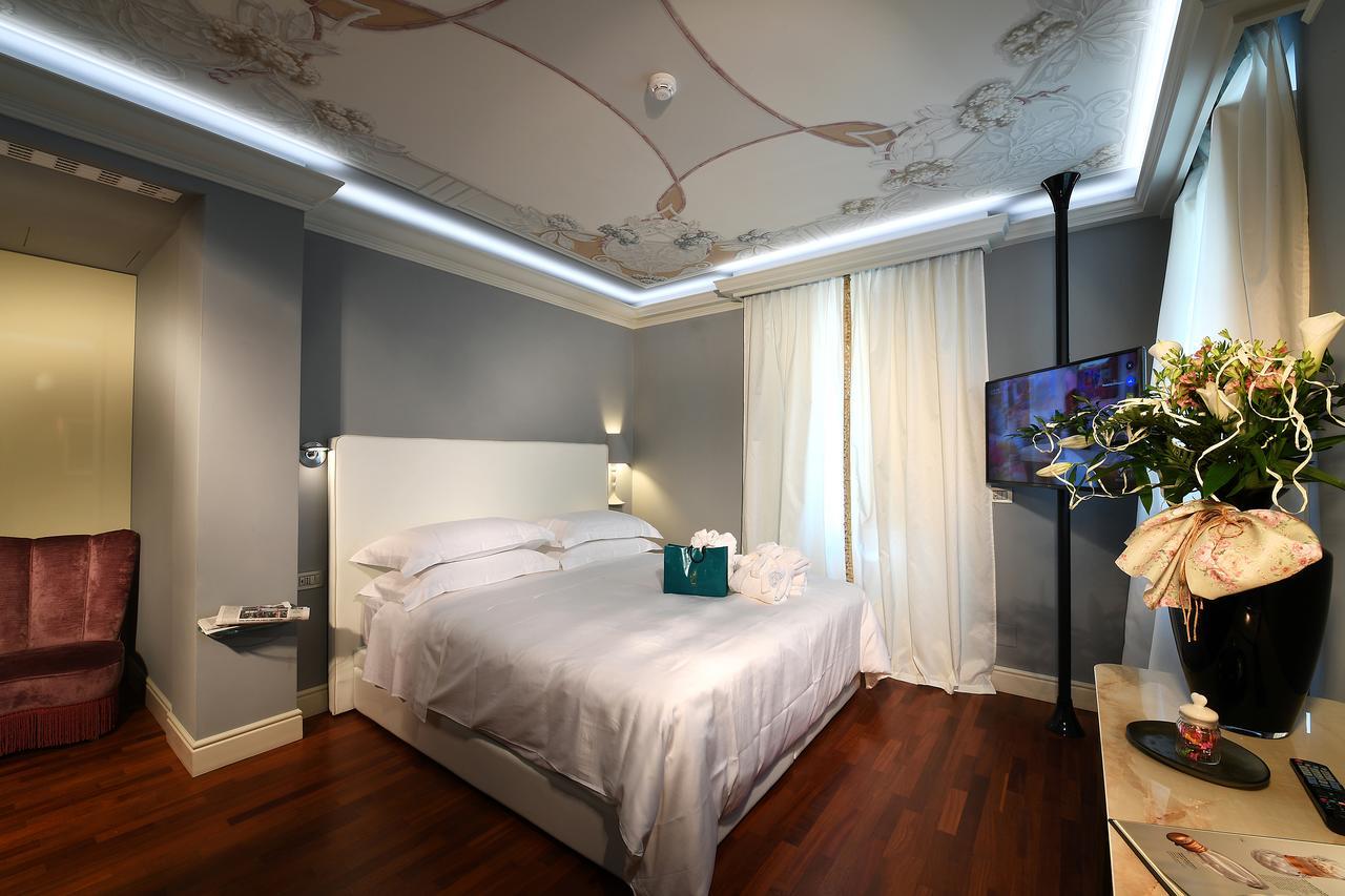La Ribezza Boutique Hotel (Adults Only) モンフォルテ・ダルバ エクステリア 写真